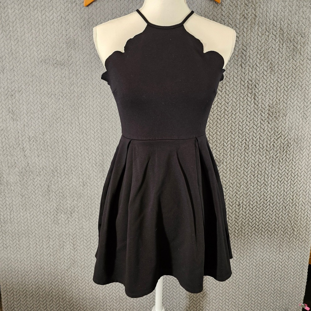 Charlotte Russe Black Scalloped High Neck Skater Dress Sleeveless Small USA Made